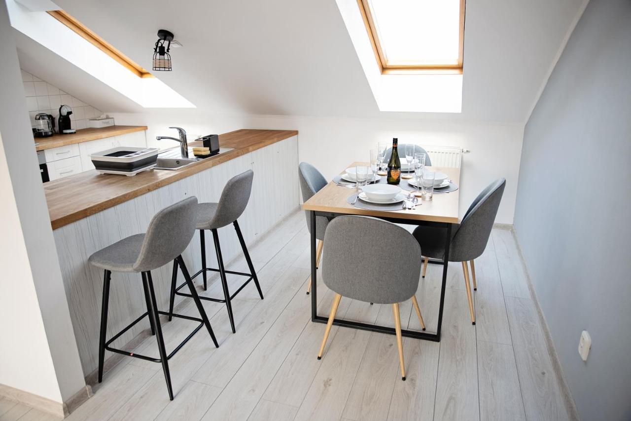 Cozy Modern Apartment In The Old Town - Hlavna Street Košice Eksteriør bilde