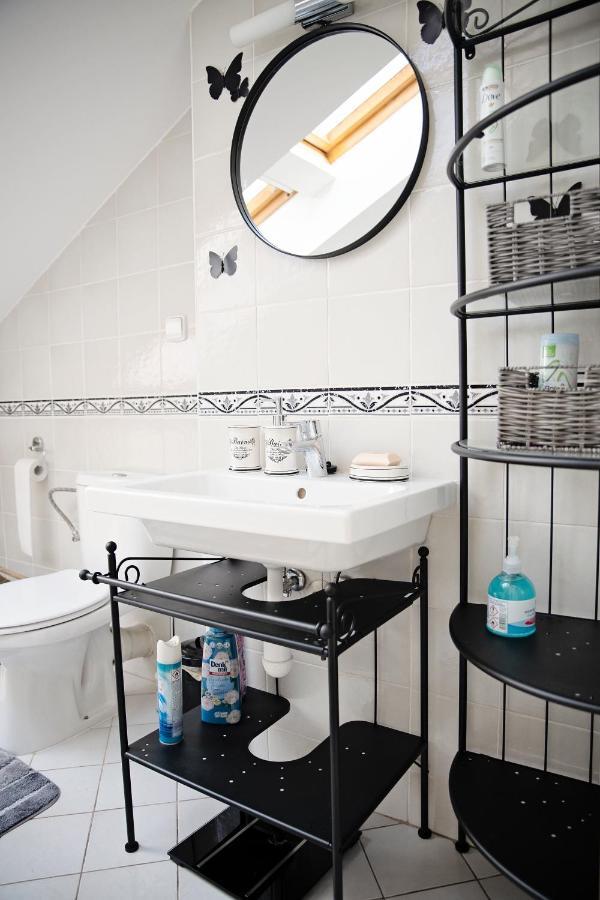 Cozy Modern Apartment In The Old Town - Hlavna Street Košice Eksteriør bilde